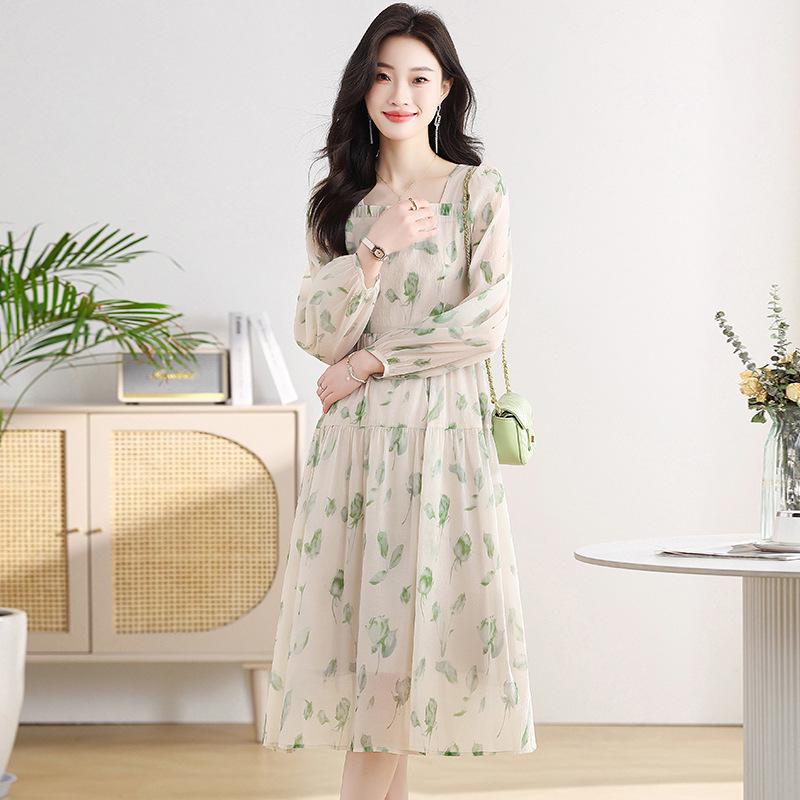 Elegant French Floral Print Puff Sleeve Dress: Spring & Autumn Waist-Cinching Long Skirt