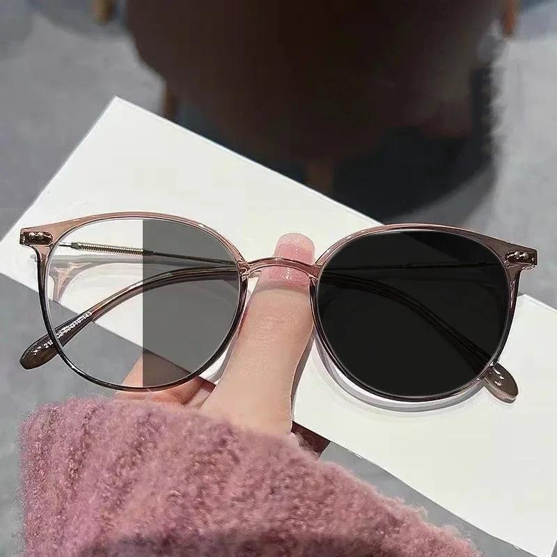 Women'S Fashion Photochromic Myopia Glasses Unisex Ultralight Anti-Uv Near Sight Eyeglasses Men Ladies Vintage Round Eyewear