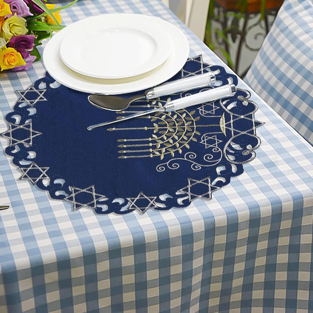 OWENIE Hanukkah Placemats Set of 4, Embroidered Chanukah Menorah Blue Round Placemats, Je Festival Holiday Party Table Decor Indoor Outdoor