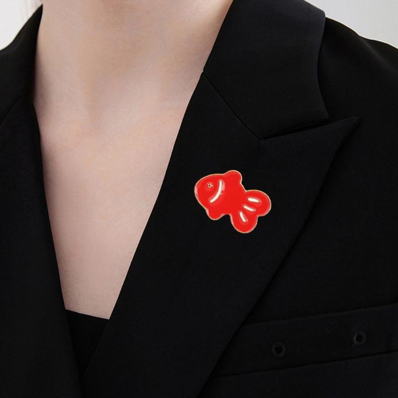 Broche Estiloso de Peixe 17mm 25mm Liga de Metal Banhada a Prata Dourada Broche Artesanal para Uso Diário Presente para Mulheres Homens