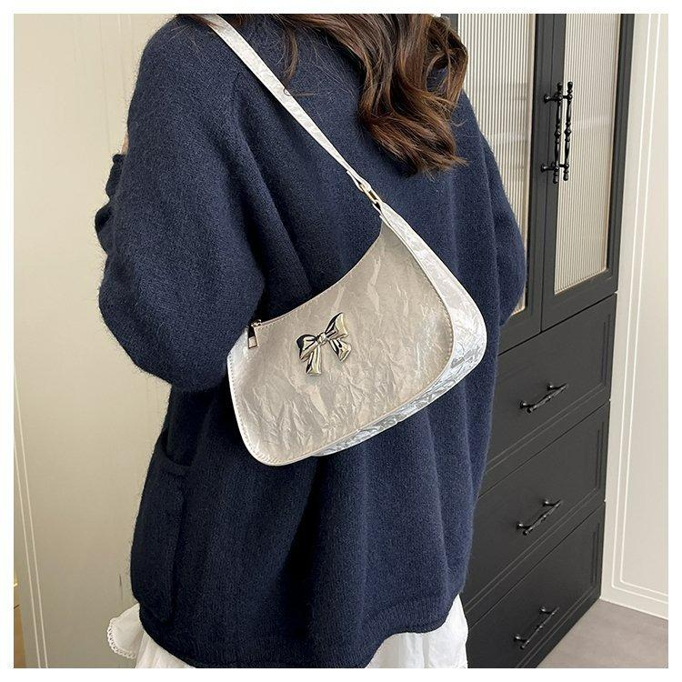 Simple four-color sweet and fresh butterfly underarm bag texture foreign style women's portable diagal span fashi bow women'