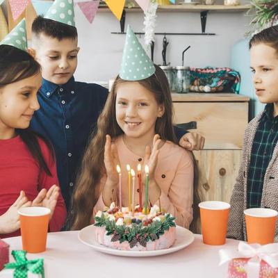 1PC Christmas Holly Leaf Bells Shape Silicone Mold Party Pinecone Fondant Cake Decoration Garland Leaves Kitchen Baking Gadget