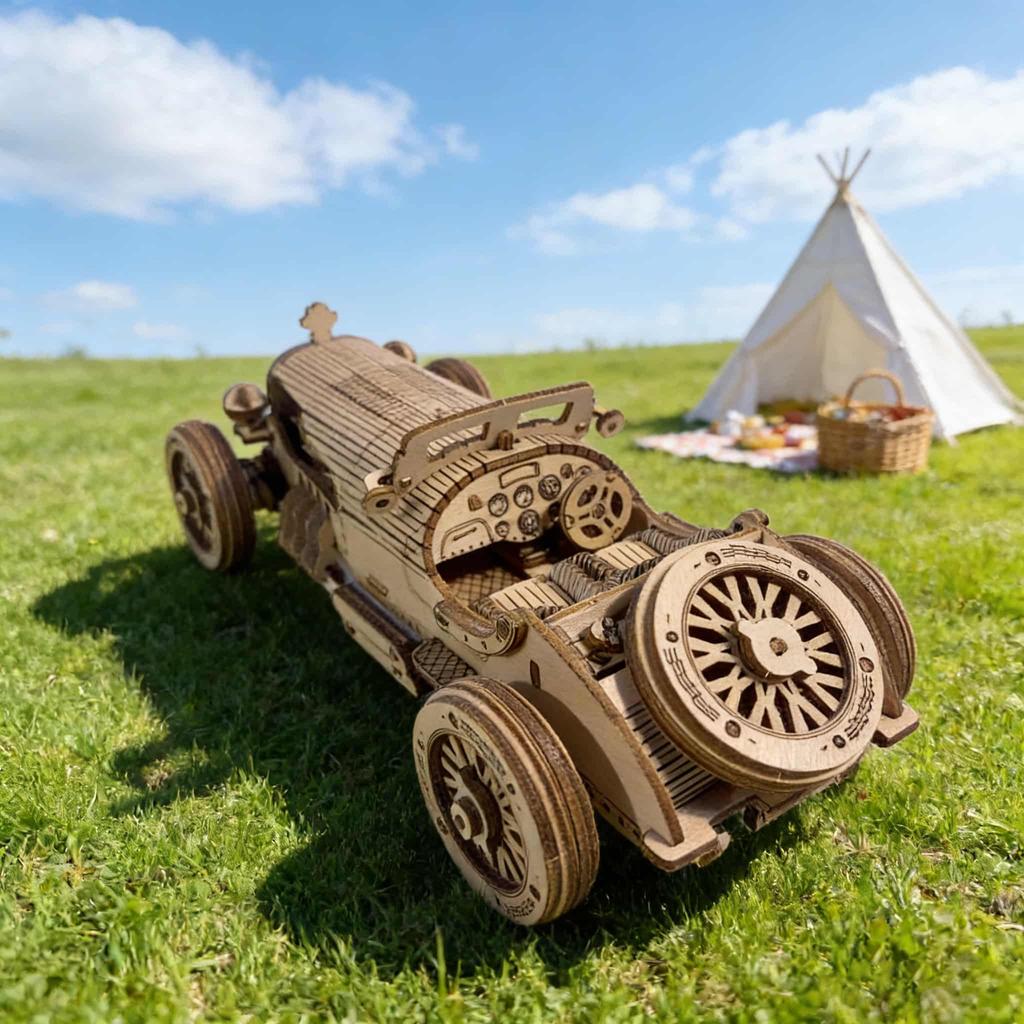 DIY Wooden 3D Puzzle Antique Sports Car Model Package Creative Birth Date or Holiday Present Instructive Toy Exquisitely Styled