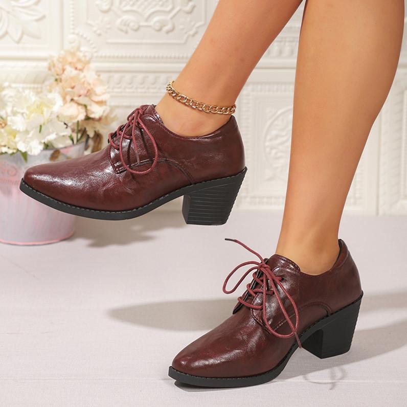 Spring and autumn new European and American large-size thick-heeled strap-up pointed single shoes