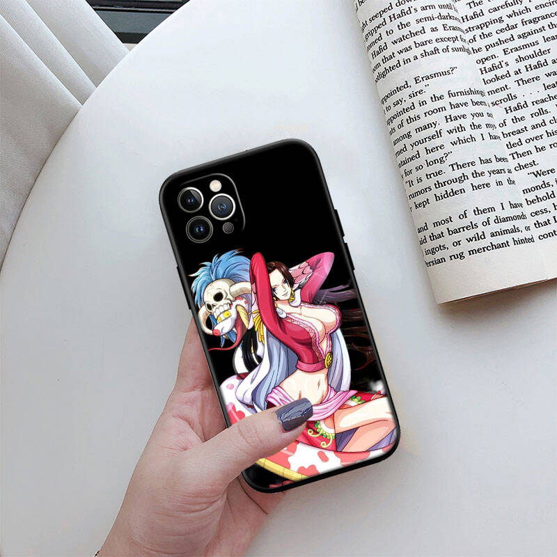 MH111 One Piece Boa Hancock Phone Case for Motorola Moto Edge 60 60s 70 G86 G56 G54 E14 G04S G45 G54 G64 S30 S50 X30 X40 X50 Pro Power Tylus