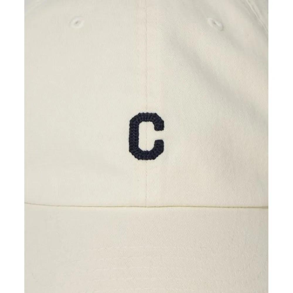 Kleine C-Logo Flache Stickerei Standard Passform Baseballkappe Elfenbein