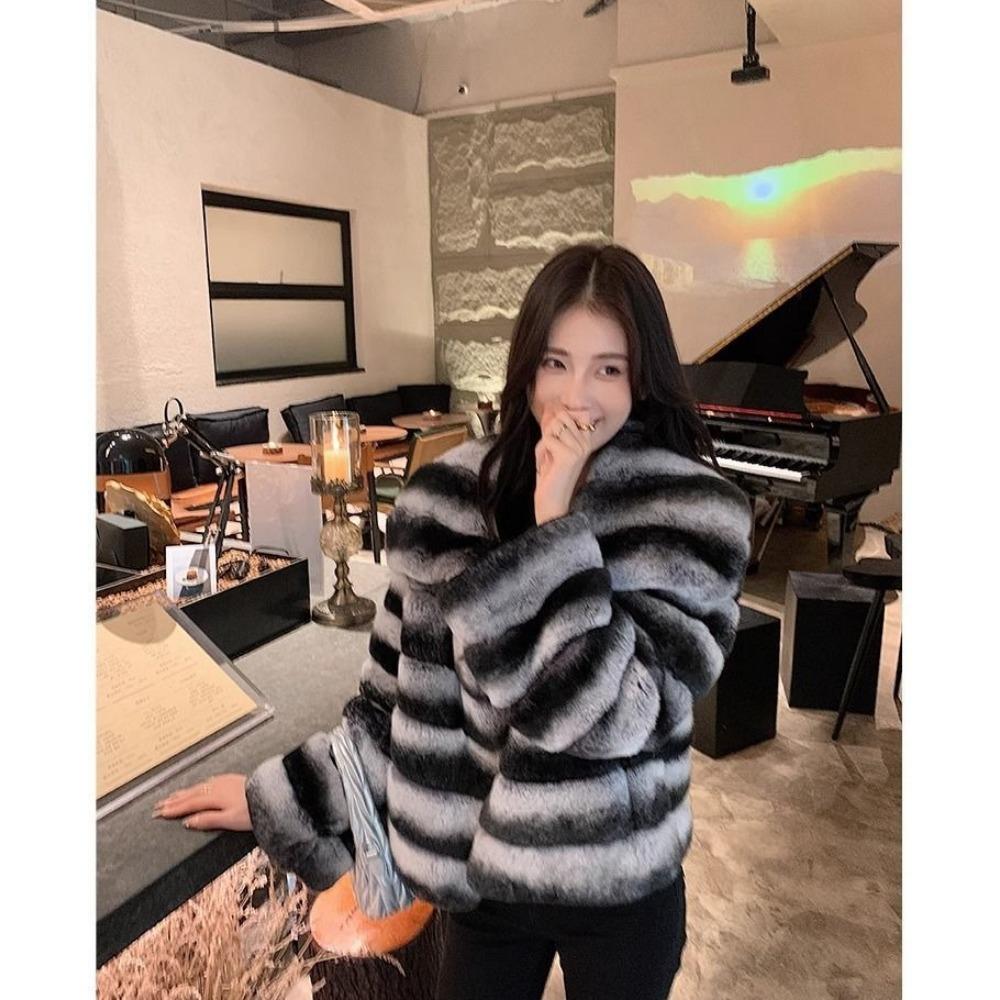 Winter New High-end Fashionable Lady Fur Imitation Rex Rabbit Fur Chinchilla Lapel Fur Coat Short Style Women