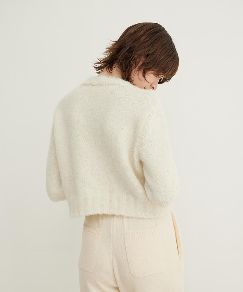 STEP AROUND Brushed Crop Round Knit_Snow Pearl