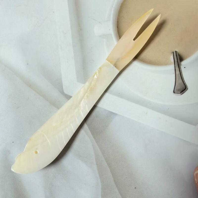ZISIZ Hand-Crafted Fish-Shaped Long-Handle Dessert Utensils