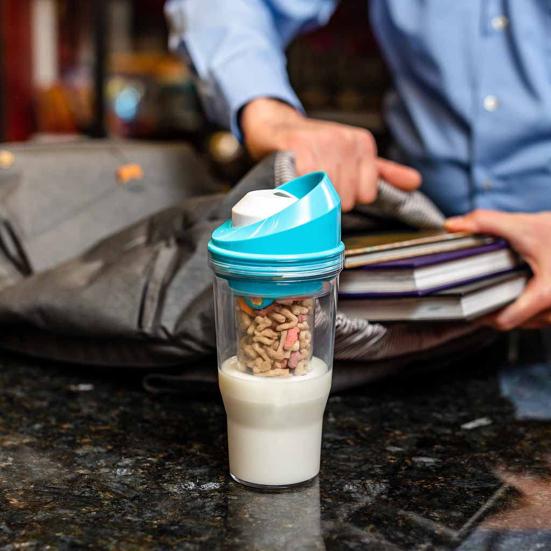 Portable Cereal Cup Plastic Milk And Cereal Travel Cup To-go Cereal Container No Spoon or Bowl Needed for Kids Adults Breakfast On The Go