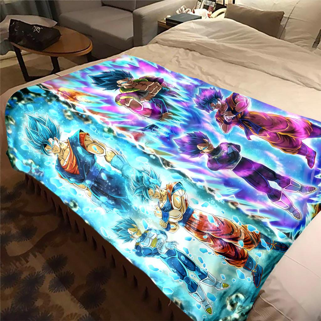 1pz Coperta in Flanella con Stampa Son Goku, Alta Qualità per Tutte le Stagioni, Decorazione per la Casa, Calore e Comfort, Perfetta per Regali di Natale