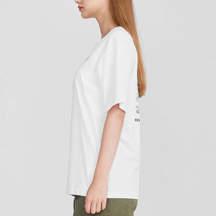THE NORTH FACE Camping T-Shirts Unisex White Crew Neck Moderate Straight Fit NF0A7QRL-FN4