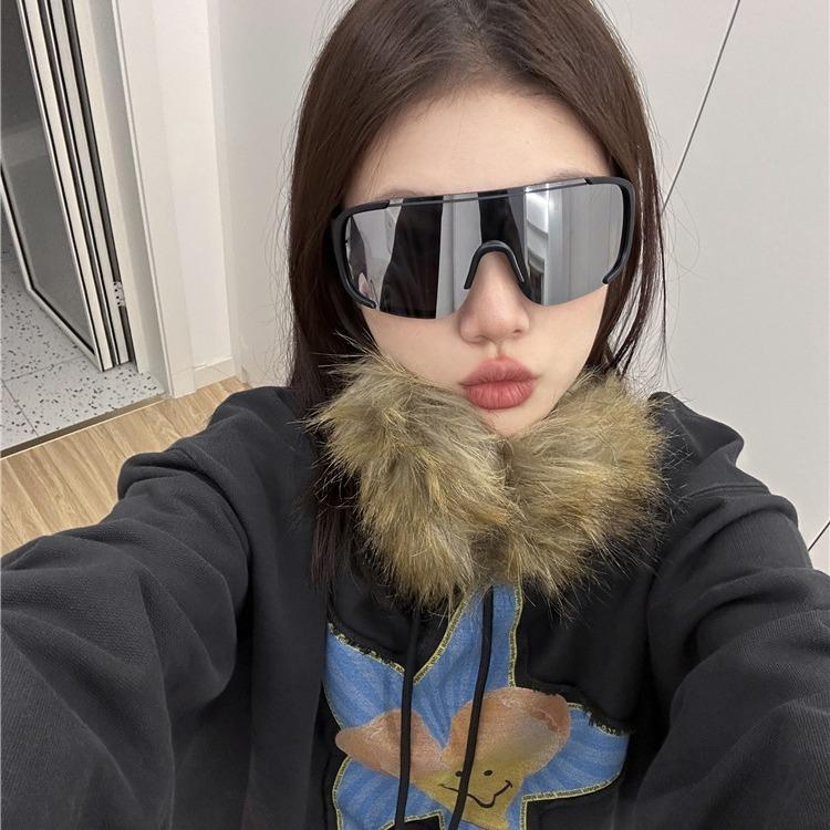 Outdoor Running Sports Cycling Sunglasses Windproof Sand Eye Protection Sunglasses Snowmobile Sunglasses Tide