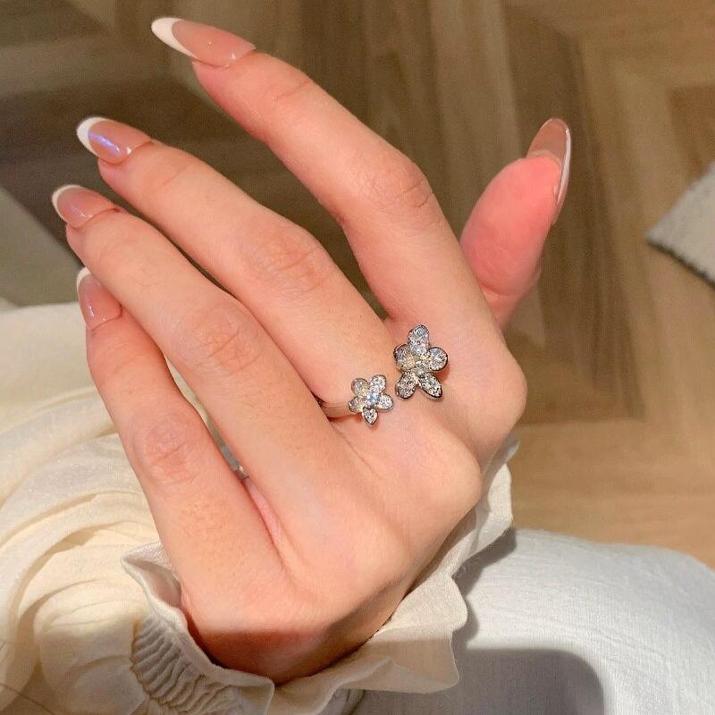 Zircon Flower Exquisite Open Bangle Luxury Elegant Hand Jewelry