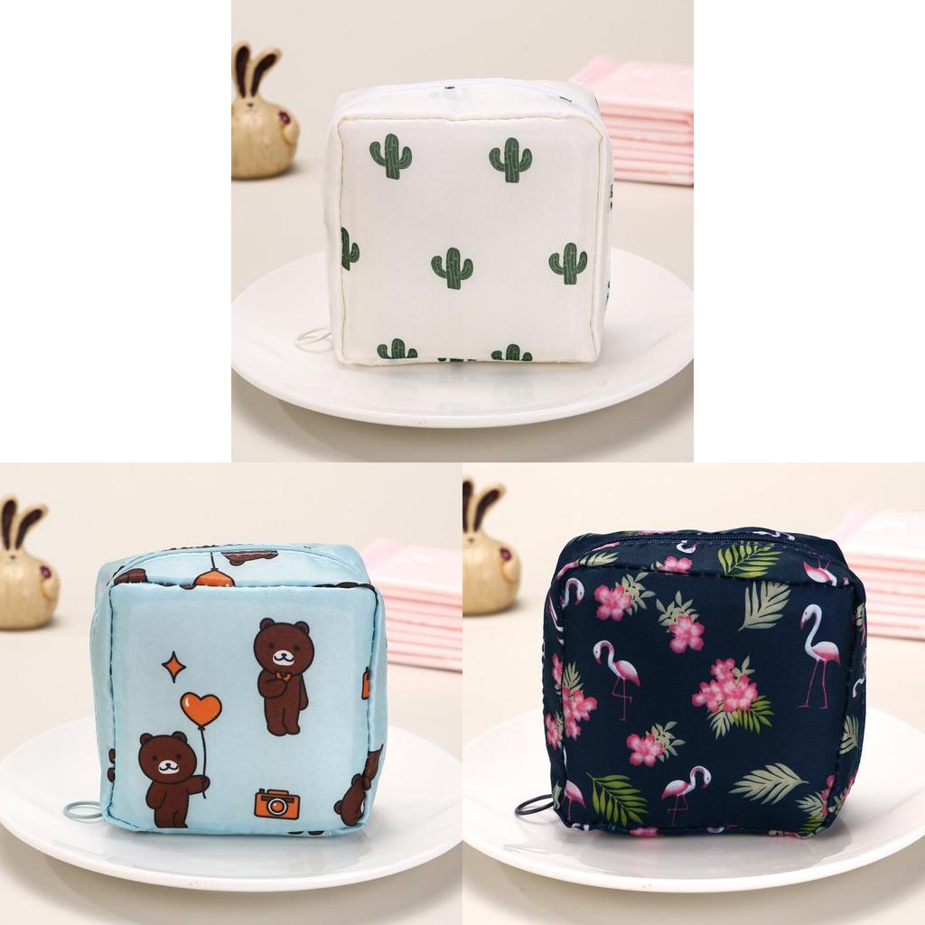 Travel Sanitary Pad Storage Bag With Sealable Cubic Design For Womens Period Supplies
