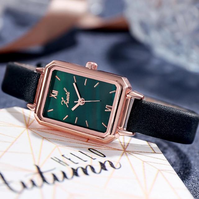 

Женские часы, модные квадратные женские повседневные кварцевые часы, набор браслетов, зеленый циферблат, простые сетчатые часы из розового золота
