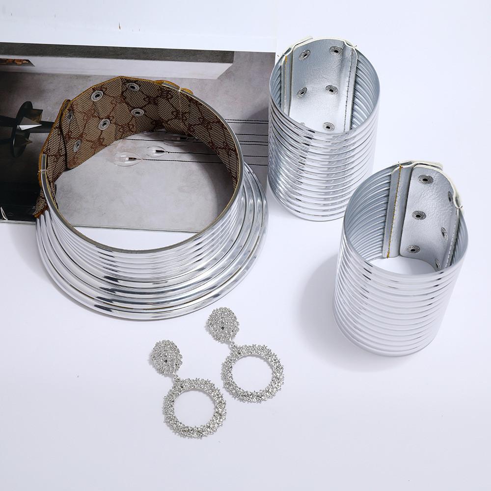 Ethnic Women Style Metal Necklace Bracelet And Earring Set For Outfit Festival