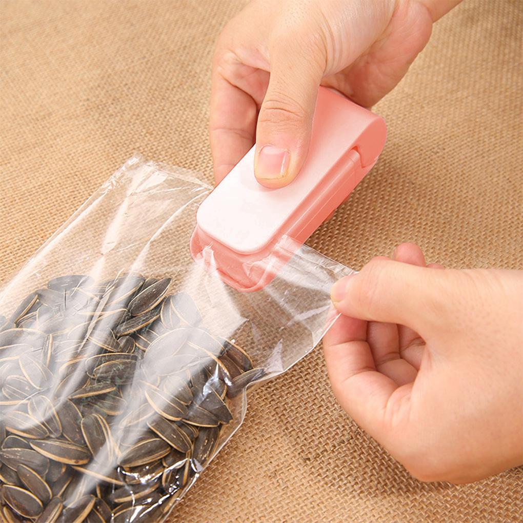 Sealer Household Sealing Machine Handheld Portable Plastic Packaging Kitchen Sealer