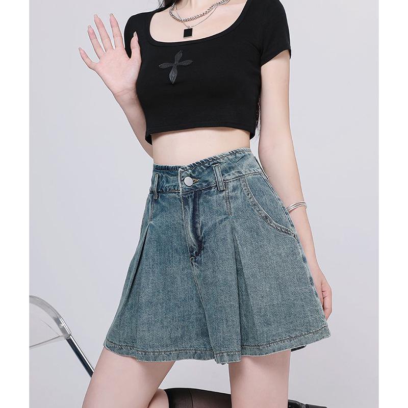 Trendy High-Waisted Pleated Denim Shorts for Women - Casual, Versatile A-Line Jeans for Spring/Summer