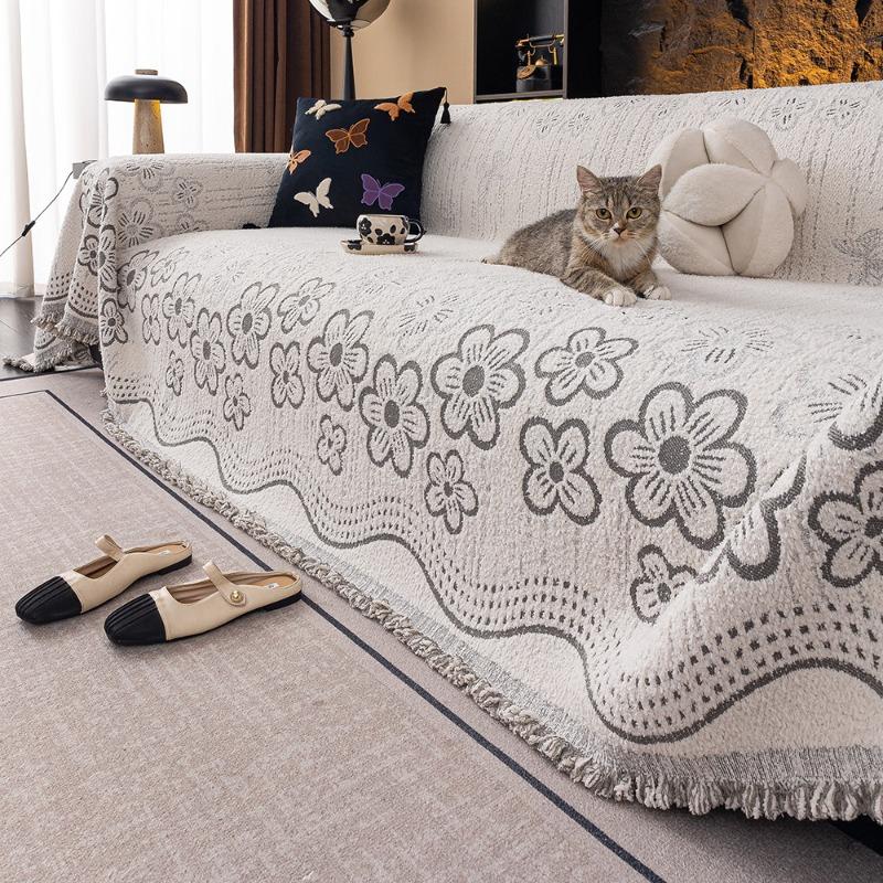 Thickened Four Season Universal Tassel Edge Sofa Towel Anti Cat Scratching Couch Cover Machine Washable Sofa Cover Cloth
