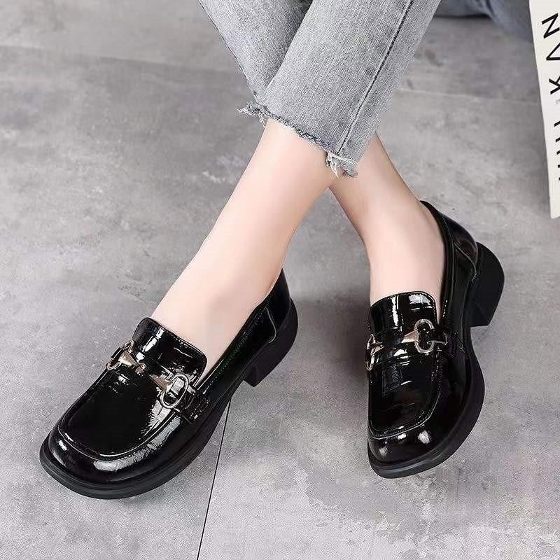 Soft leather thick-soled women's spring and autumn fashion small leather shoes, one pedal flat-soled non-slip women's single shoes