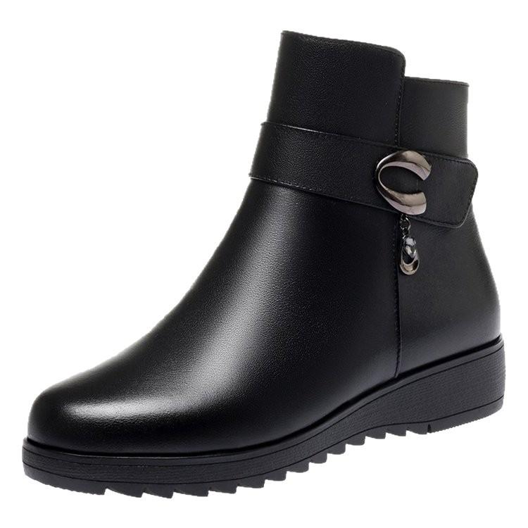 Soft Leather Mother Snow Boots Women's Winter New Velvet Cotton Boots Women's Short Boots Soft Sole Non-slip Middle-aged and Elderly Cotton Shoes