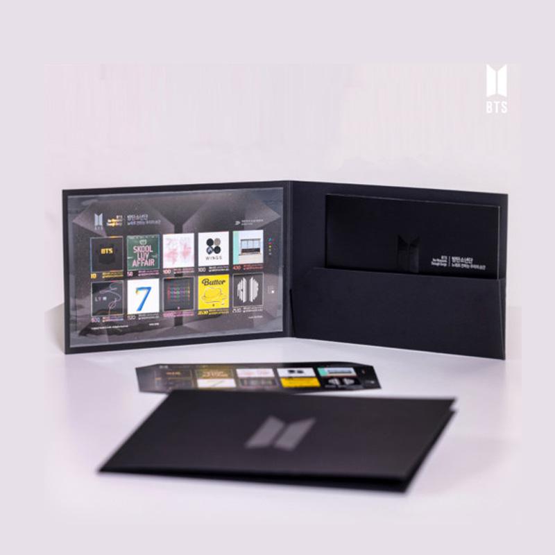 BTS Le paquet de timbres du 10e anniversaire (10 Timbres + Carnet de Timbres Commémoratifs)