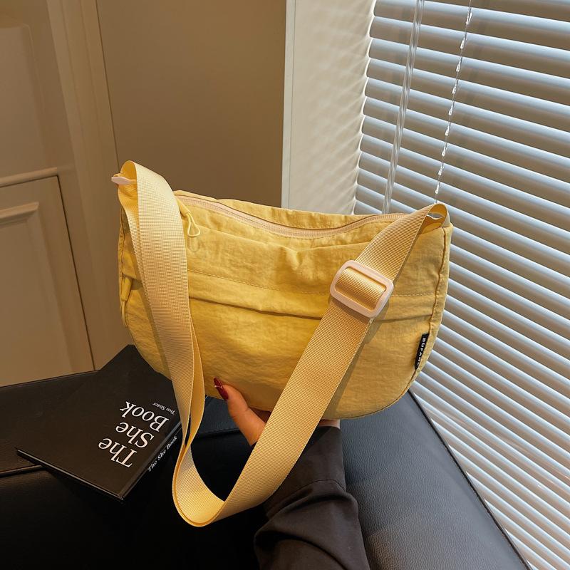 Korean Version of Casual Small Bag Women's 2025 New Nylon Cloth Dumpling Bag Wide Shoulder Strap Single Shoulder Messenger Bag One Piece Delivery