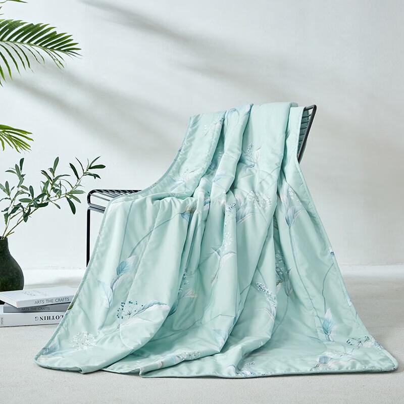 

Mengjie Mint Cool Summer Quilt