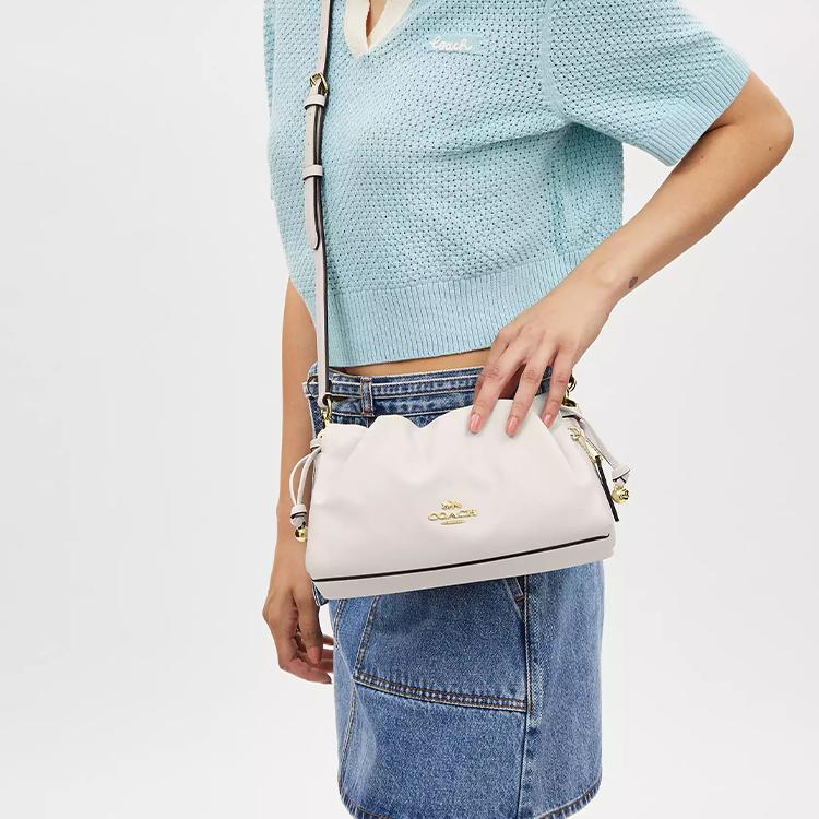 Coach Faye 26 Logo Kordelzug Magnetverschluss Leder Wolken Tasche Damen Handtaschen Kreideweiß CV529-IMCHK