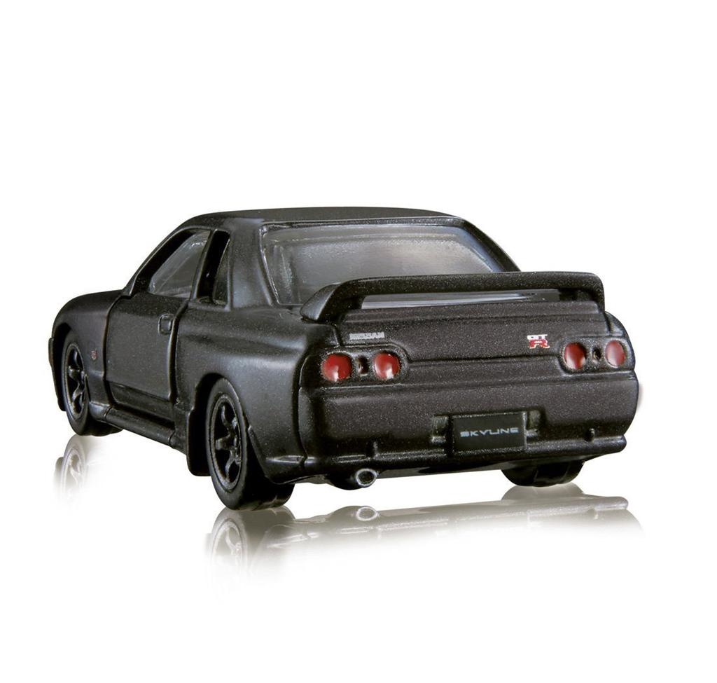 TAKARA TOMY Tomica Premium 26 Nissan Skyline GT-R (BNR32) Miniature Car Toy for Ages 6 and Up