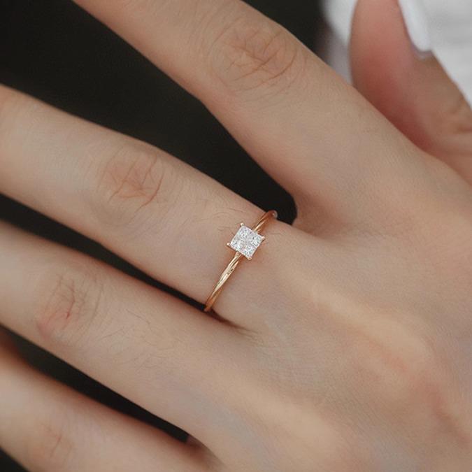 Red Elk S925 Sterling Silver Princess Ring - Fresh, Elegant, and Fashionably Luxurious