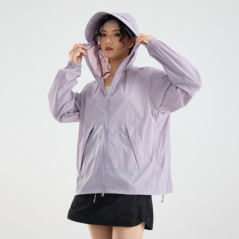 1011 Summer Sunscreen Clothing Men's Light and Breathable Loose Public Casual Thin Jacket Versatile Skin Clothing UPF10 +