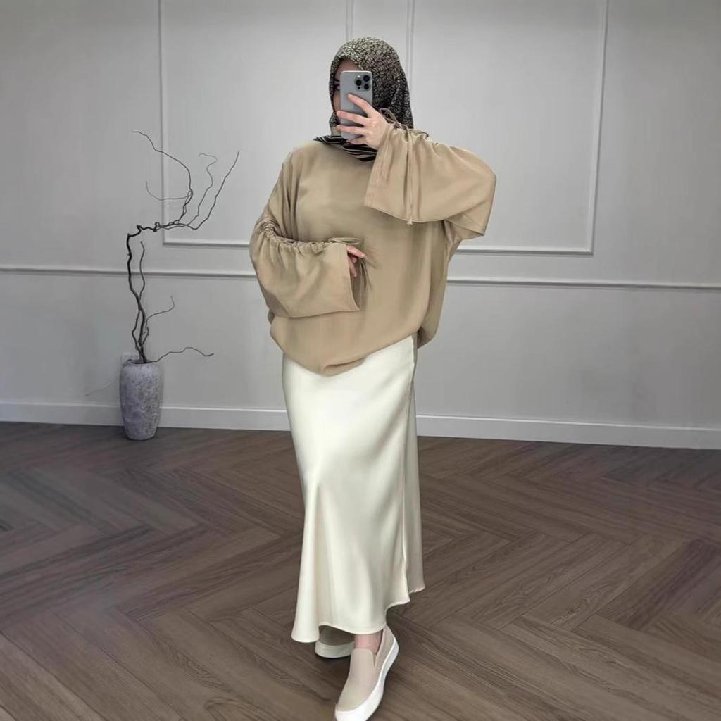 Europäischer & Amerikanischer Stil Muslimisches Farbblock Langarm Oberteil & Midi Rock Set