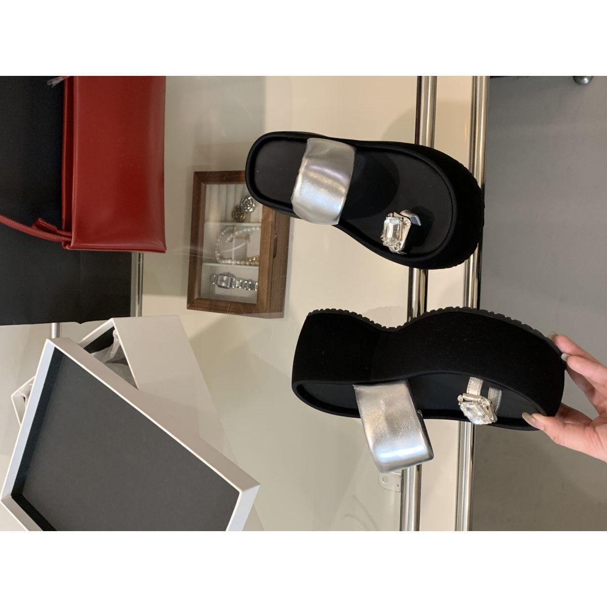 

Маленький рост увеличение супер высокие каблуки шлепанцы женские летние маффин подошва толстый каблук носок крутые тапочки толстая подошва танкетка туфли 39 серебряный