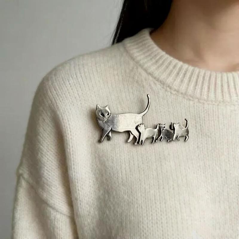 Gioielli Animali Moda Carino Spilla Gatto Argento Pin Leggero Antiruggine per Zaino Giacca Outfit Quotidiano Accessorio Donna