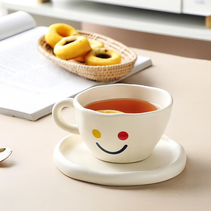 Teacup Creative Ceramic Latte Coffee Cup British Afternoon Smiley Ceramic Flower Water Cup Breakfast Cup Saucer Simple Style