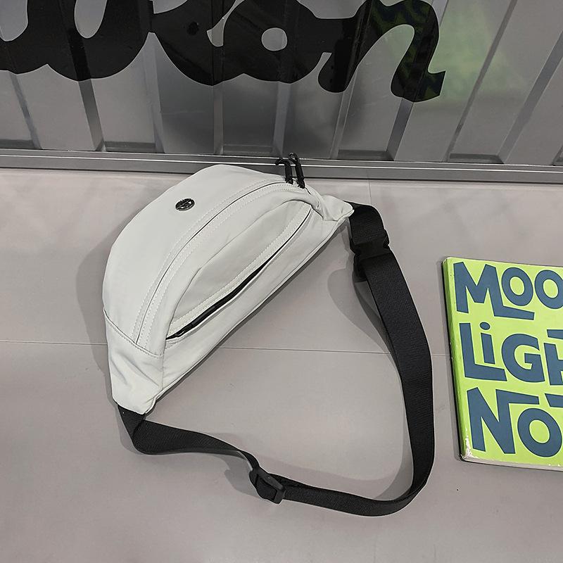 Fanny pack trendy brand men's and women's breast bag simple and lightweight shoulder small backpack leisure sports messenger bag mobile phone bag