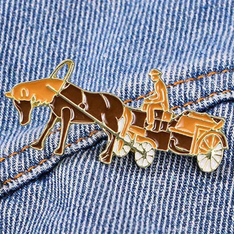 Nostalgic Carriage Puller Brooch Cartoon Carriage Driver Badge Pin Button