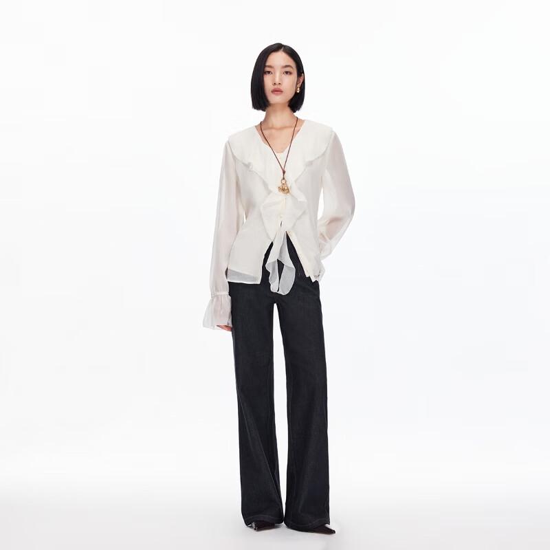 VEROMODA Women's Vintage Two-Button Straight-Leg Jeans