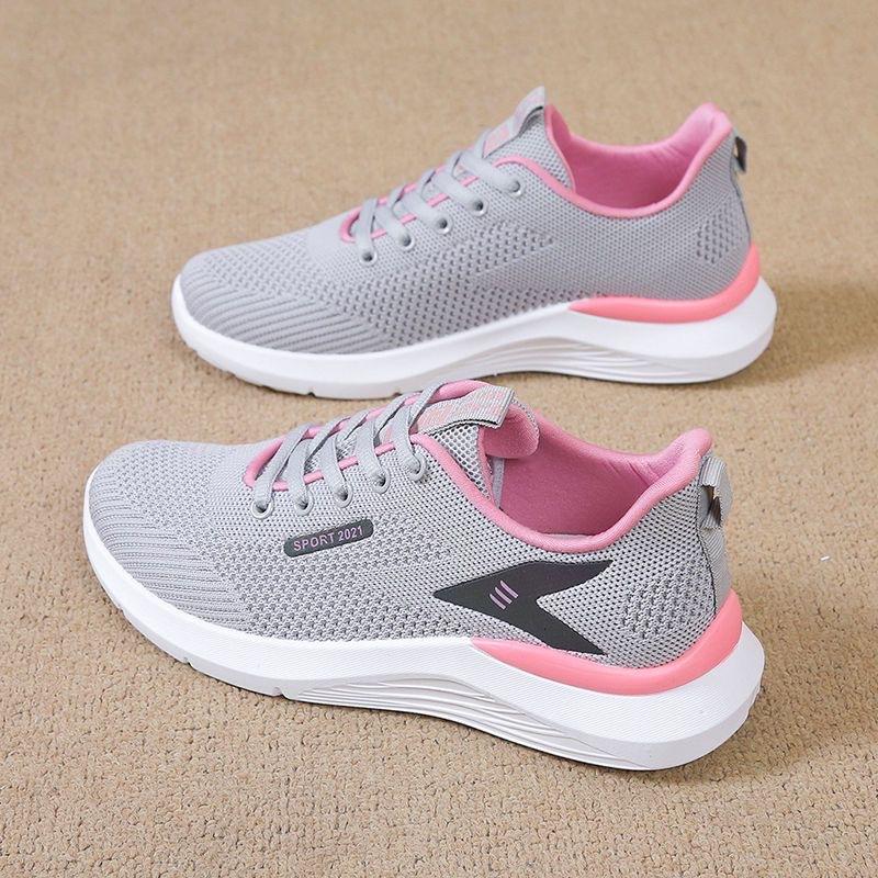 2025 New Cloth Shoes for Women Flying Woven Walking Shoes Soft Bottom Non-slip Sports Shoes Fashionable Running Shoes for Women