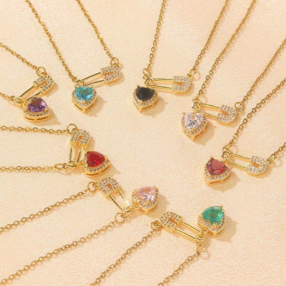 Necklace European and American Love Pin Necklace Female Personality Light Luxury Titanium Steel Collarbone Chain Wind Advanced Sense Niche