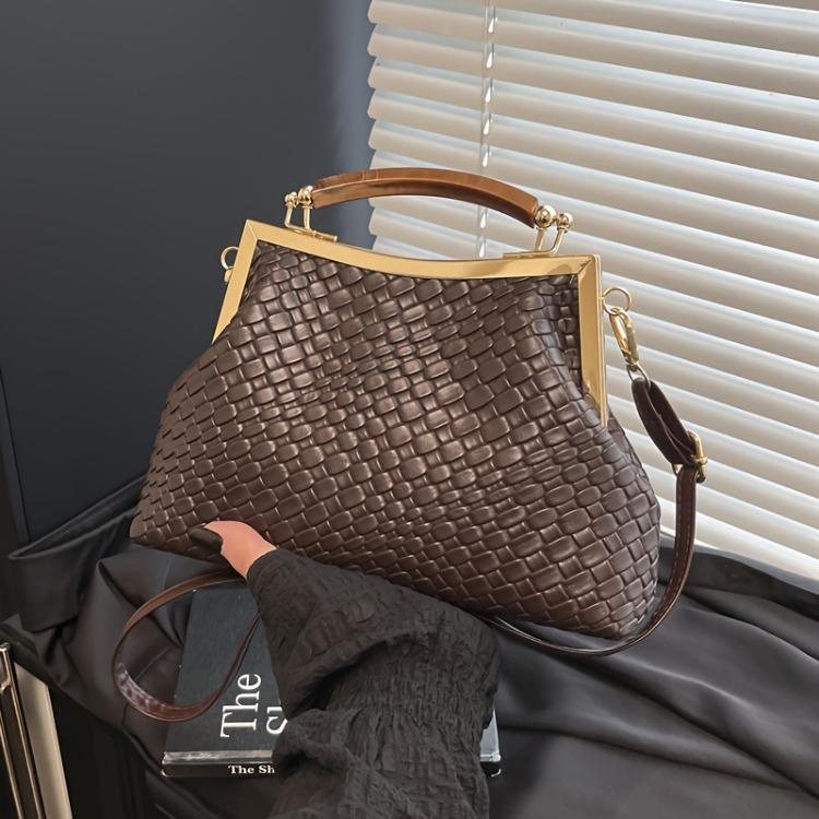 

Vintage clip handbag shoulder messenger women s bag темно-коричневого кольору