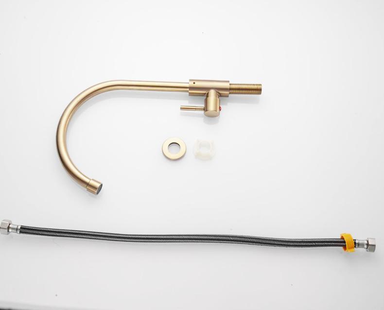 Brass Kitchen Faucet Antique Finish Single Handle High Quality Retro Only Cold Water Faucet 360 Swivel Basin Sink Tap Brush Gold