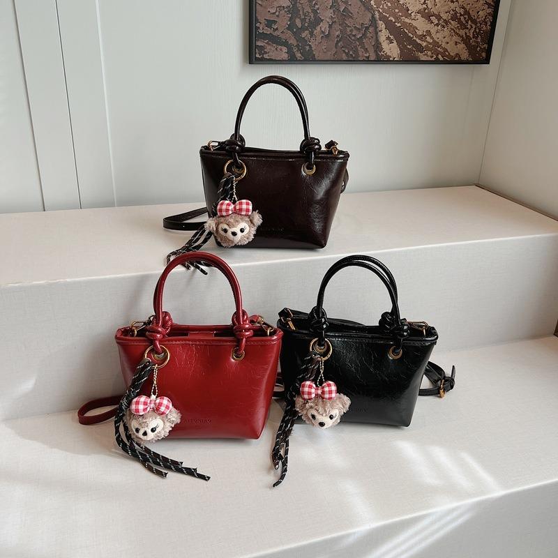 New Autumn and Winter Maillard Bag Women's Retro Versatile Hand Carry Shoulder Messenger Bag Bucket Bag