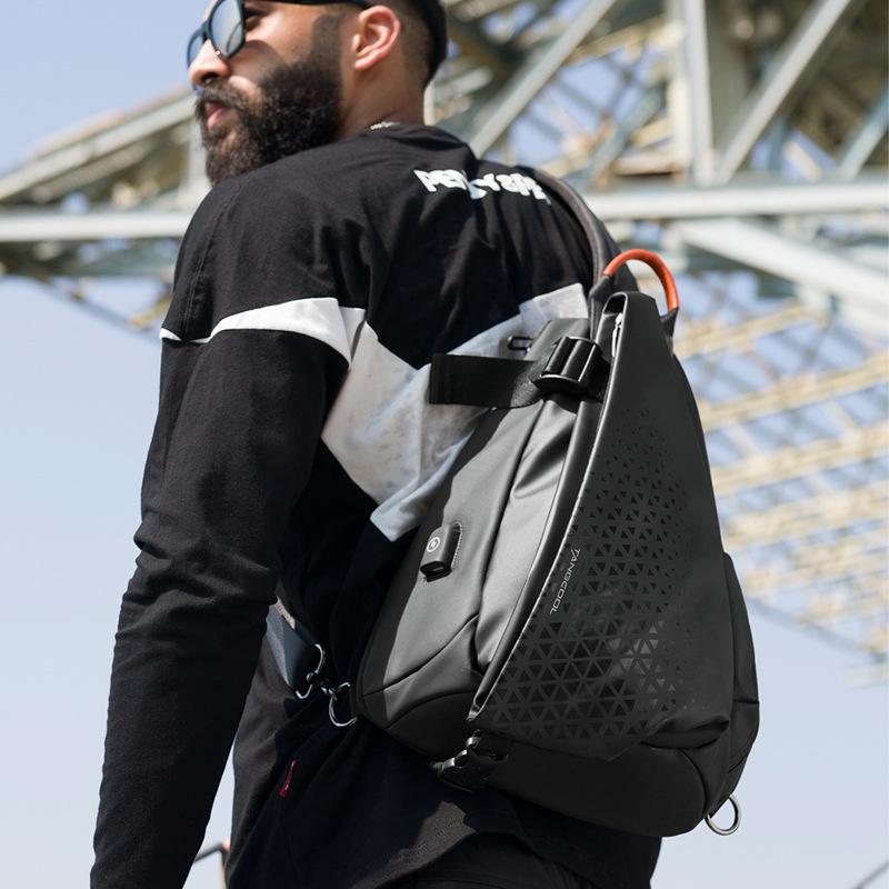 TANGCOOL Men's USB Charging Chest Bag - Outdoor Sports Crossbody Shoulder Bag