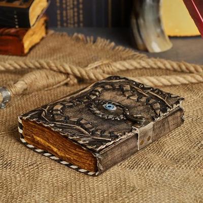 Lederjournal Büttenpapier Drittes Auge Grimoire Journal Lederjournal Buch der Schatten Journal Leeres Zauberbuch Verschluss Notizbuch