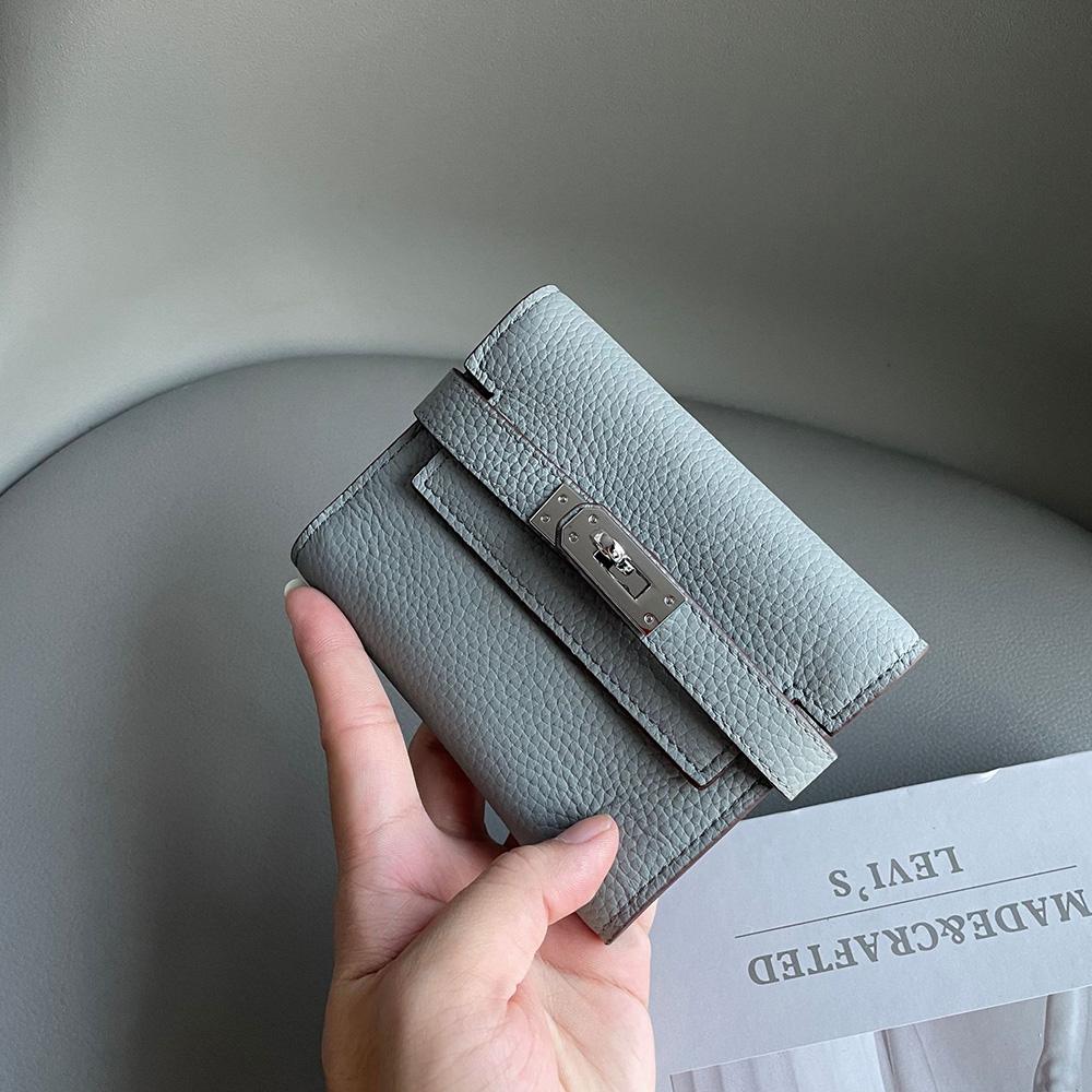 Prabangios moteriškos piniginės iš natūralios odos, pirmas karvės odos sluoksnis, trumpa piniginė, firminis stilius, sidabro spalvos užsegimas, piniginė, piniginė be logotipo