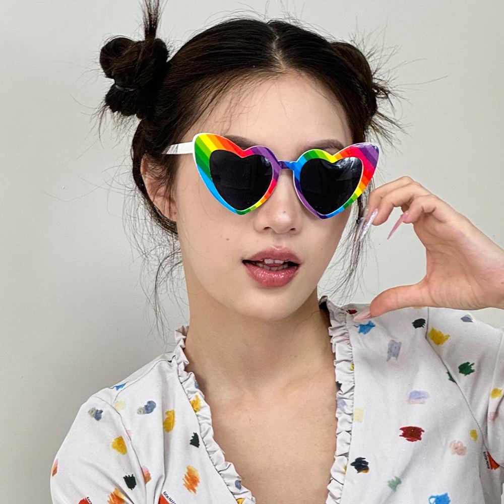 Personalisierte Cartoon-Sonnenbrillen für Abschluss- und Geburtstagsfeiern