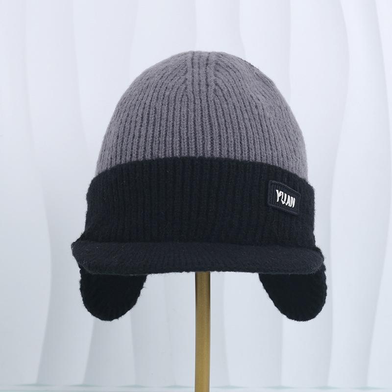 Versatile Windproof Ear Protection Knit Baseball Cap Casual Dual Tone Winter Keep Warm Thermal Knit Beanie Outdoor Hat as the picture